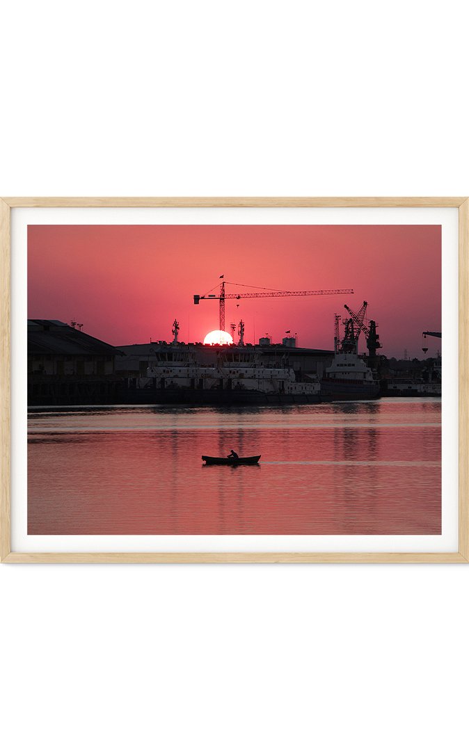 6102c238ecbea_zoom-atardecer-en-el-puerto-asunciÓn.jpg
